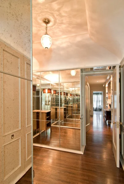 mirror interior