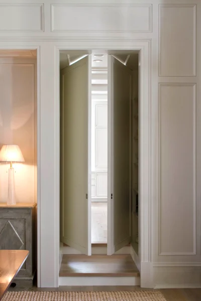 doors open