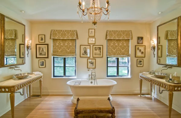 main bathroom soaker tub