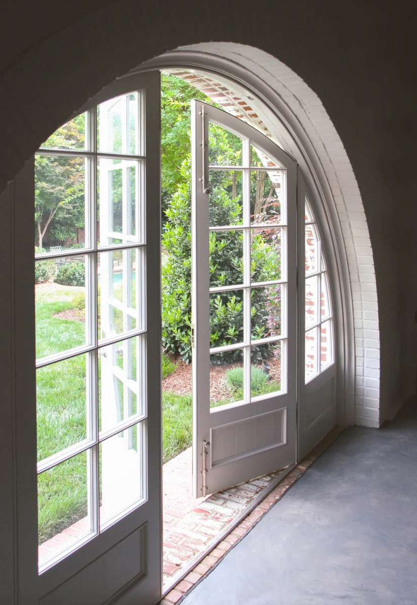 doors open