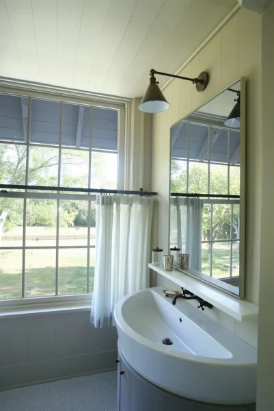 farmhouse sink in bathroom
